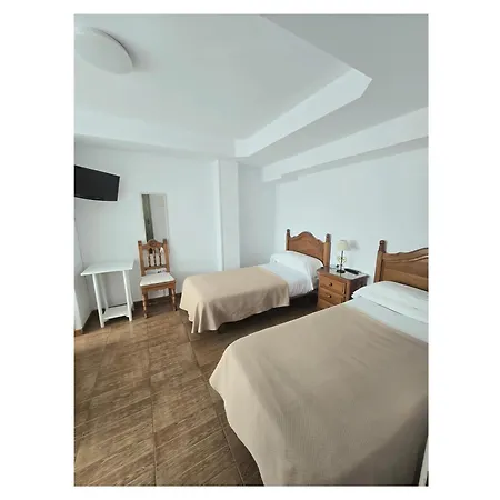 ** * Comillas